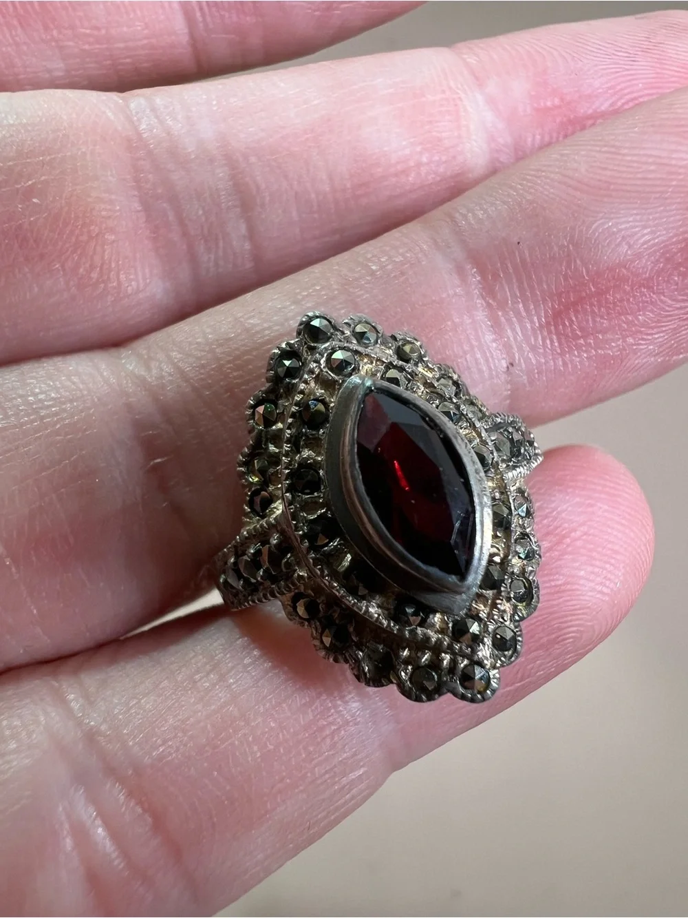 Vintage-Style Women's Marquise Garnet Red Ring in Sterling Silver